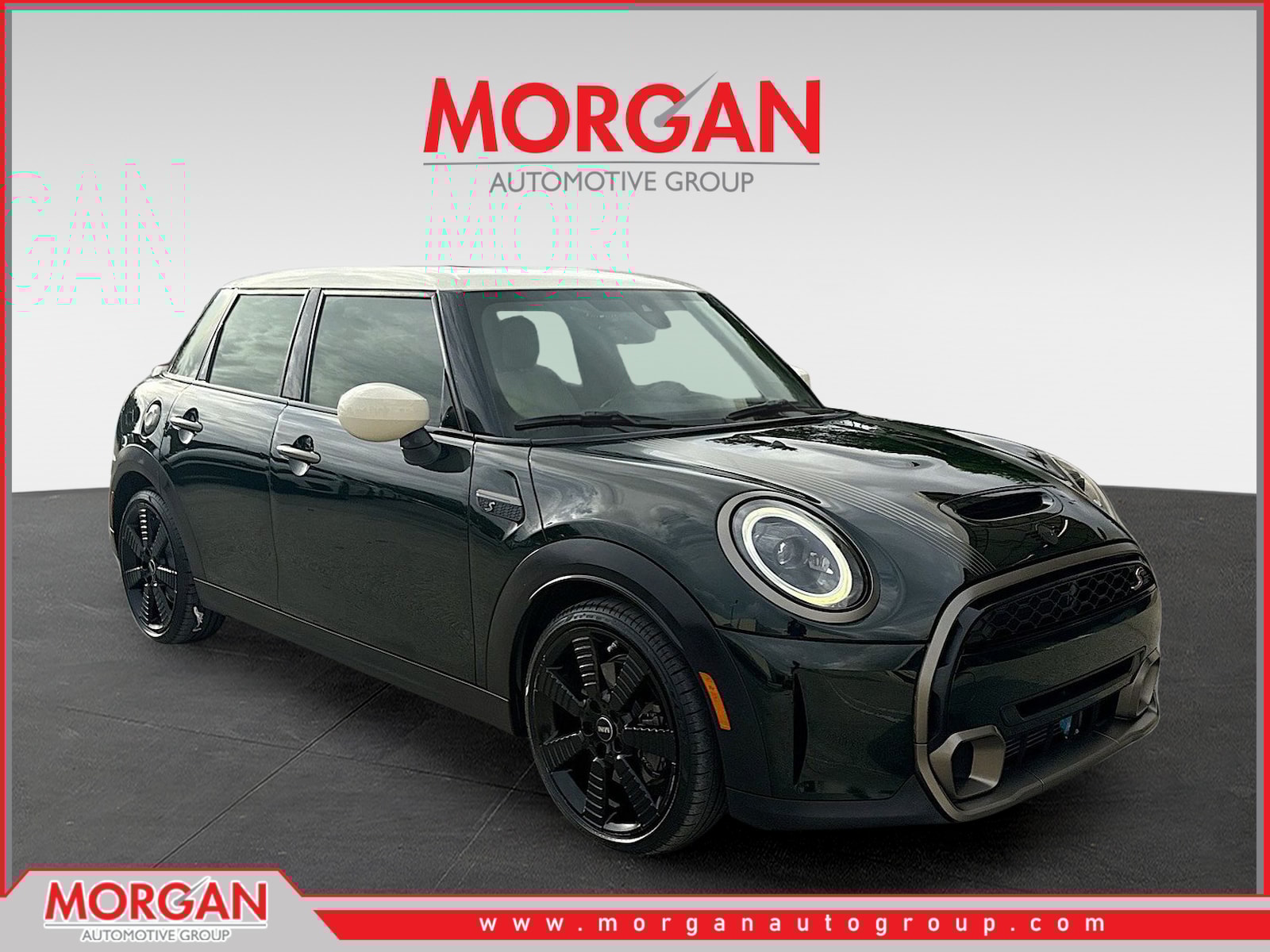 2023 MINI Hardtop 4 Door S's photo