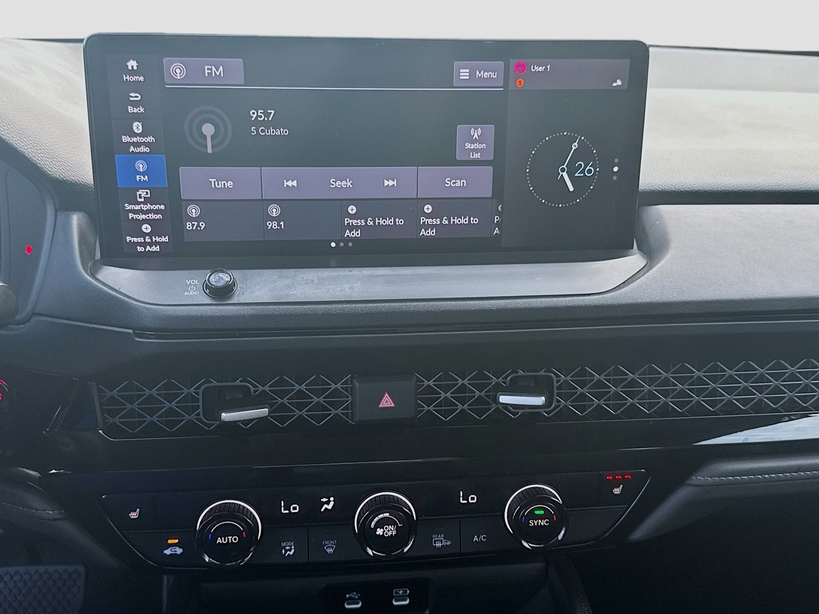2024 Honda Accord Hybrid - Photo 12