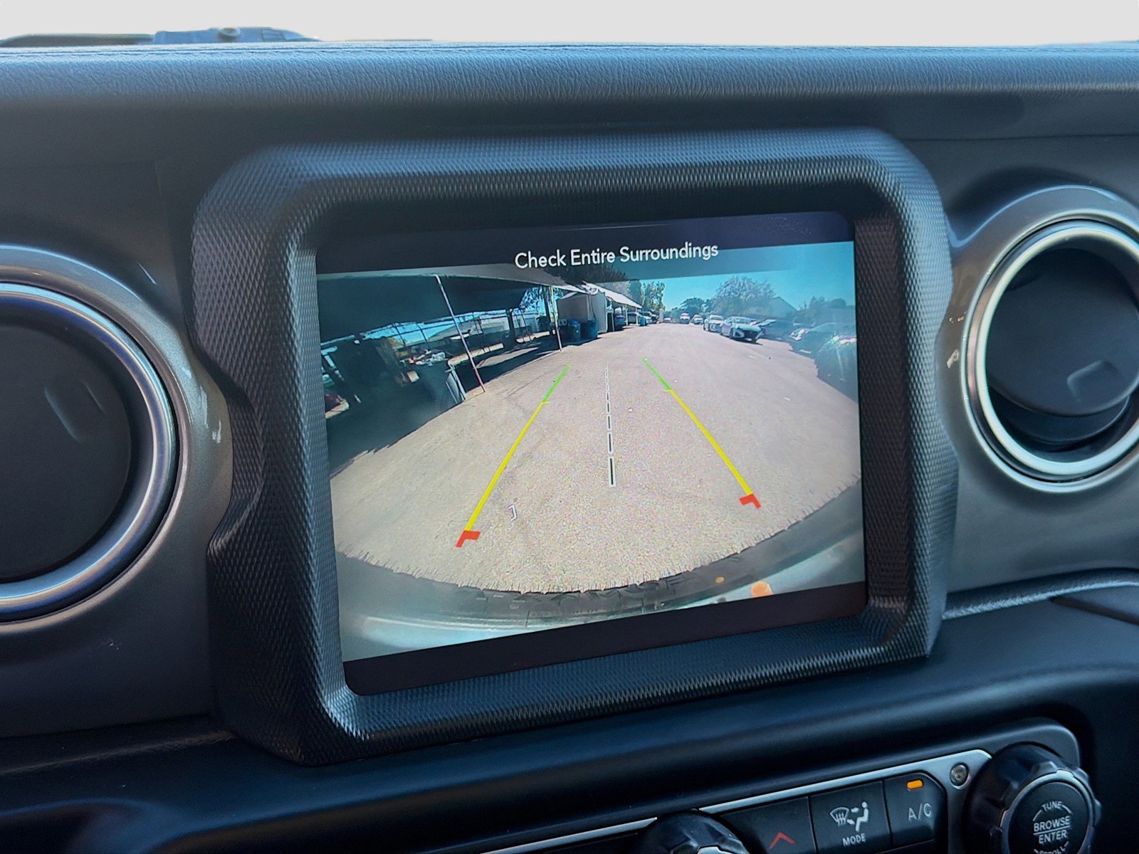 2021 Jeep Wrangler - Photo 13
