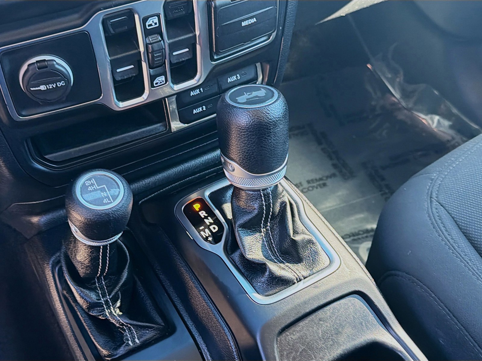 2021 Jeep Wrangler - Photo 15