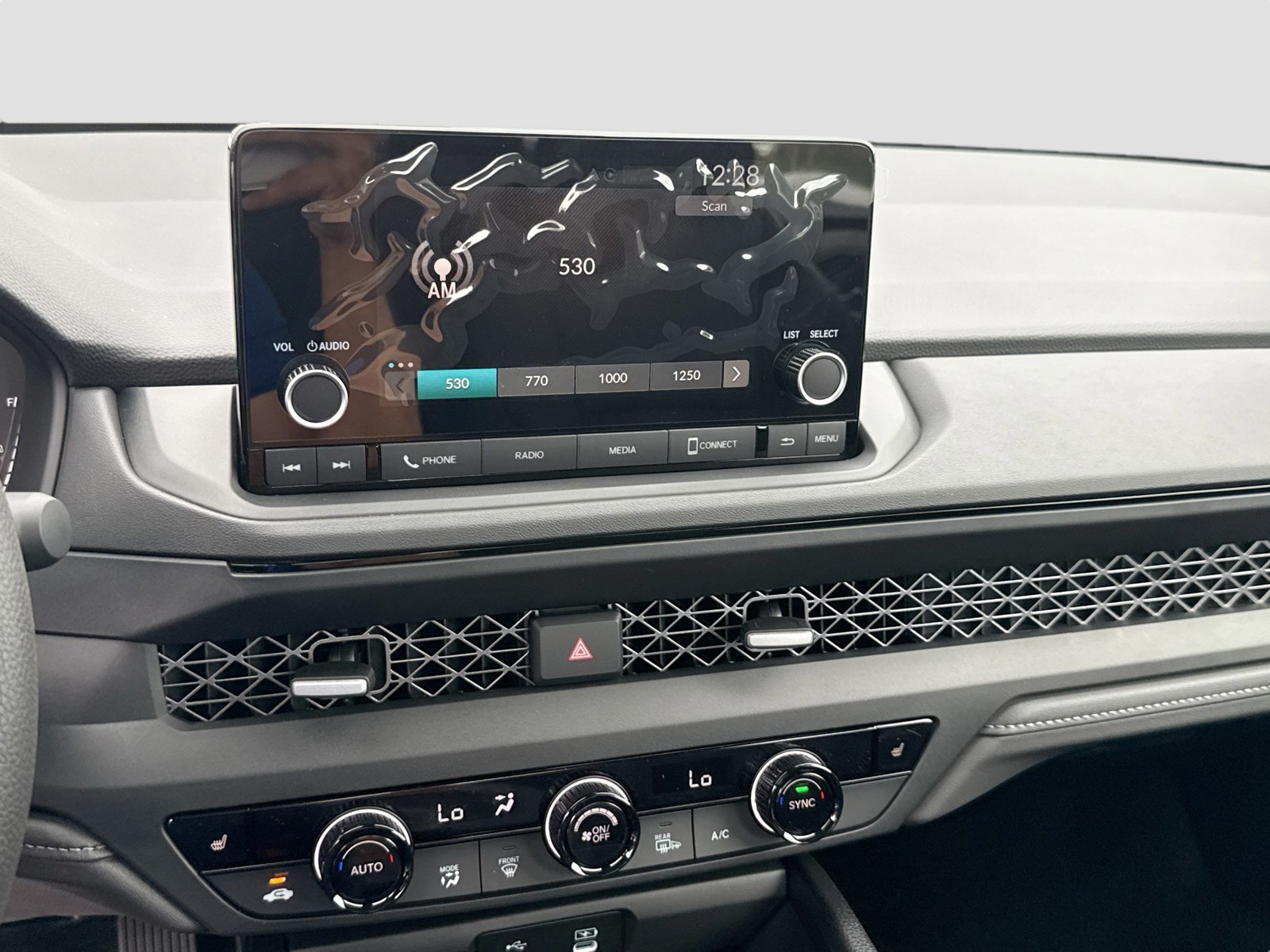 2025 Honda Accord Sedan - Photo 10