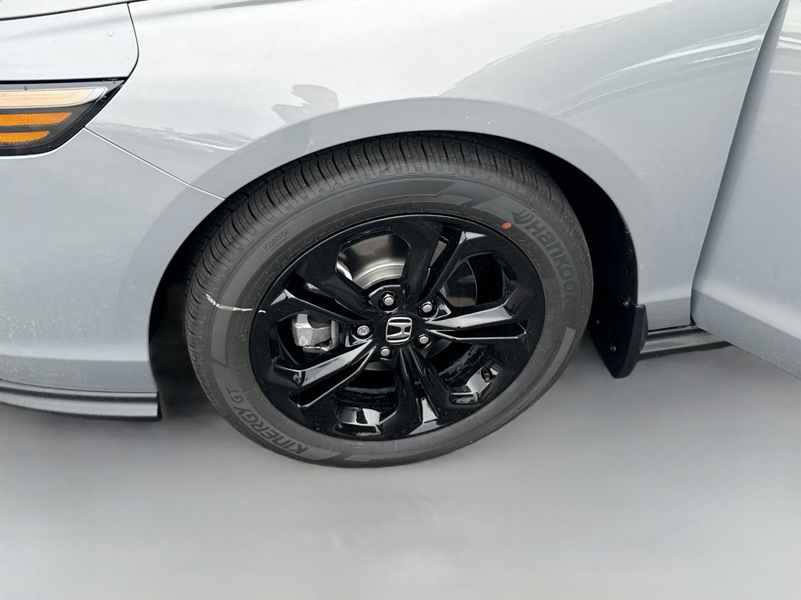 2025 Honda Accord Sedan - Photo 25