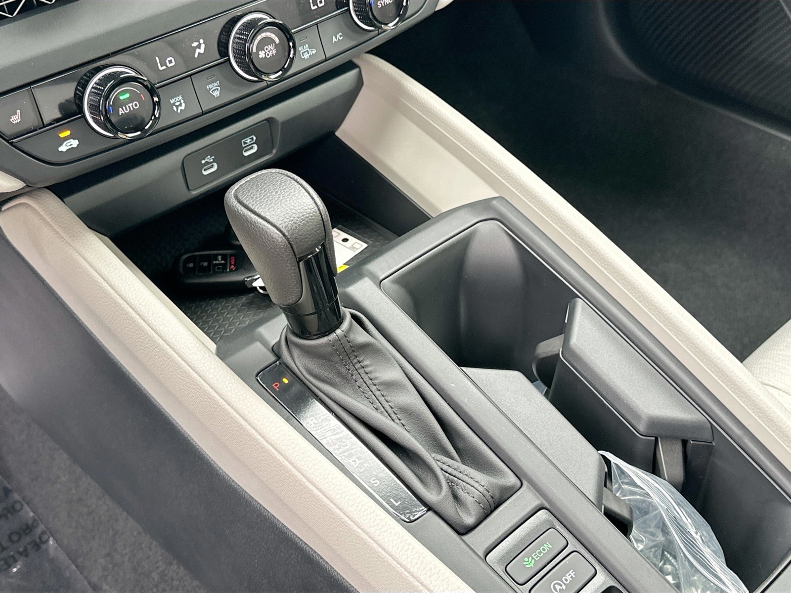 2025 Honda Accord Sedan - Photo 14