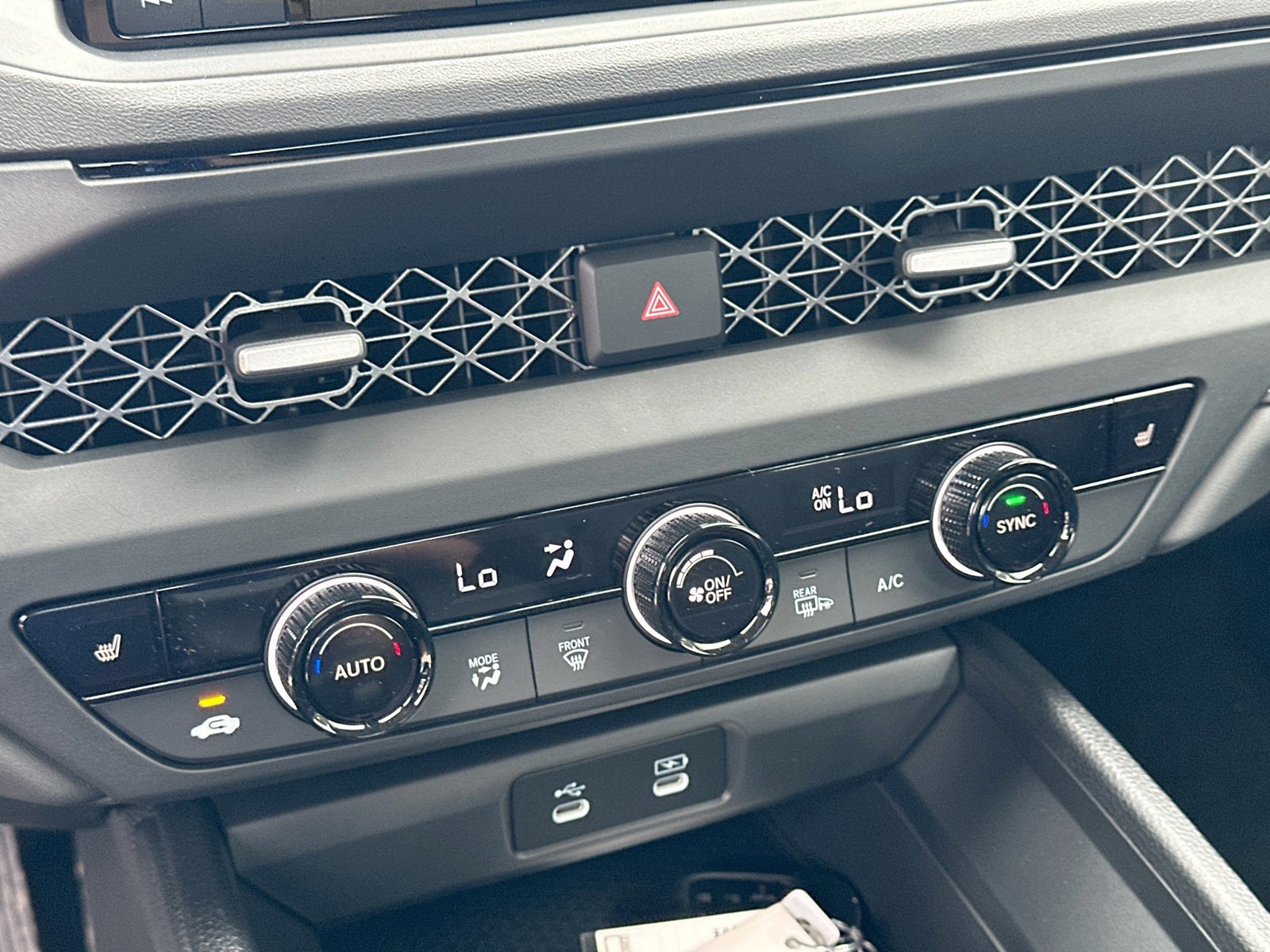 2025 Honda Accord Sedan - Photo 12
