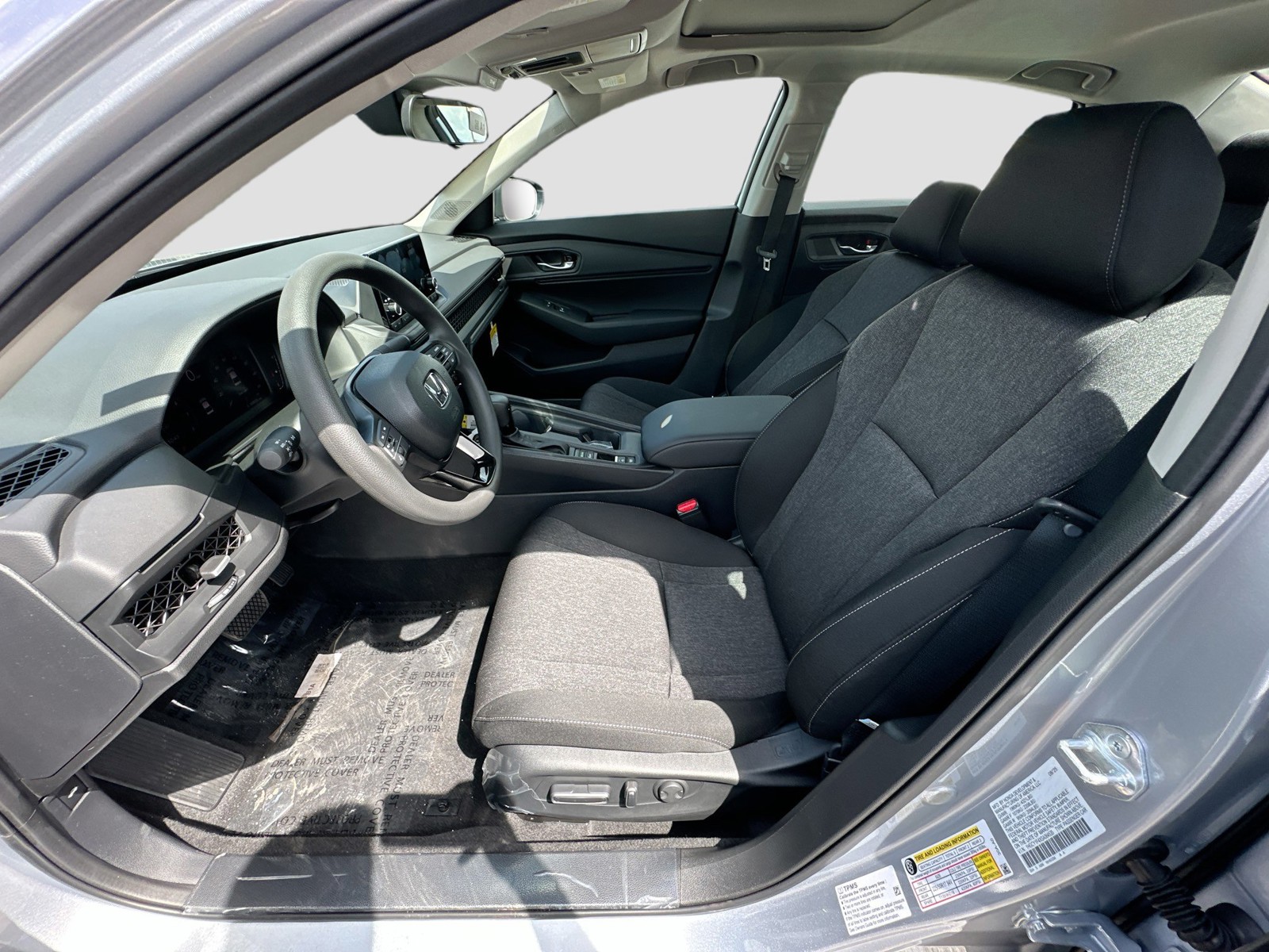 2025 Honda Accord Sedan - Photo 15