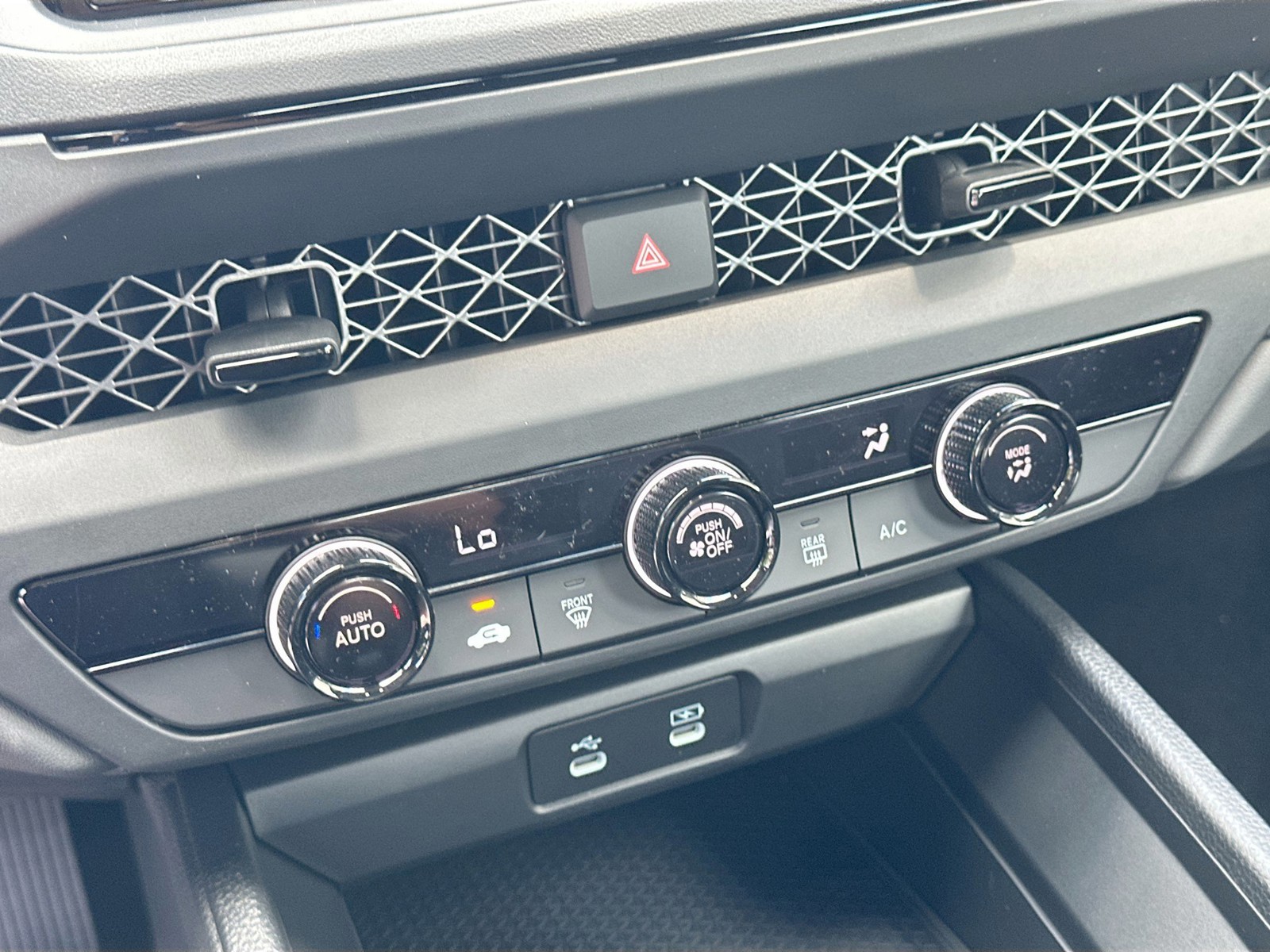 2025 Honda Accord Sedan - Photo 12