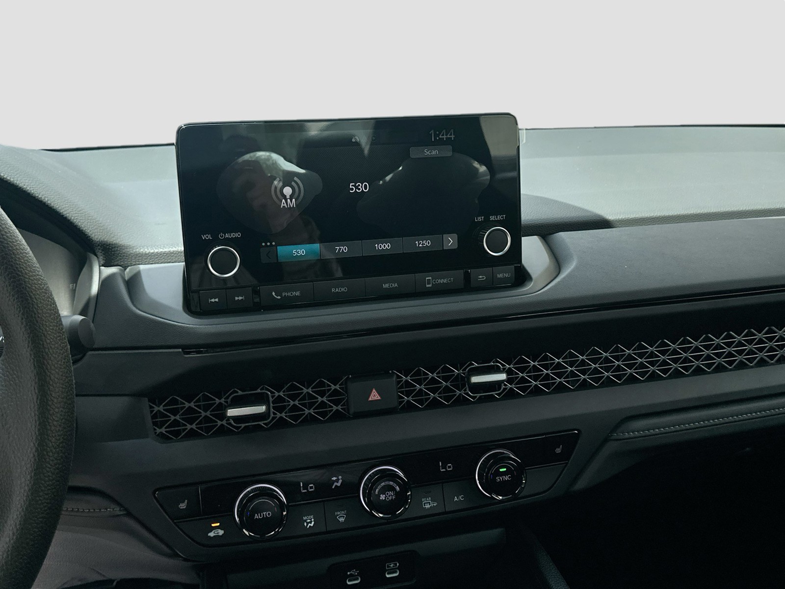 2025 Honda Accord Sedan - Photo 10