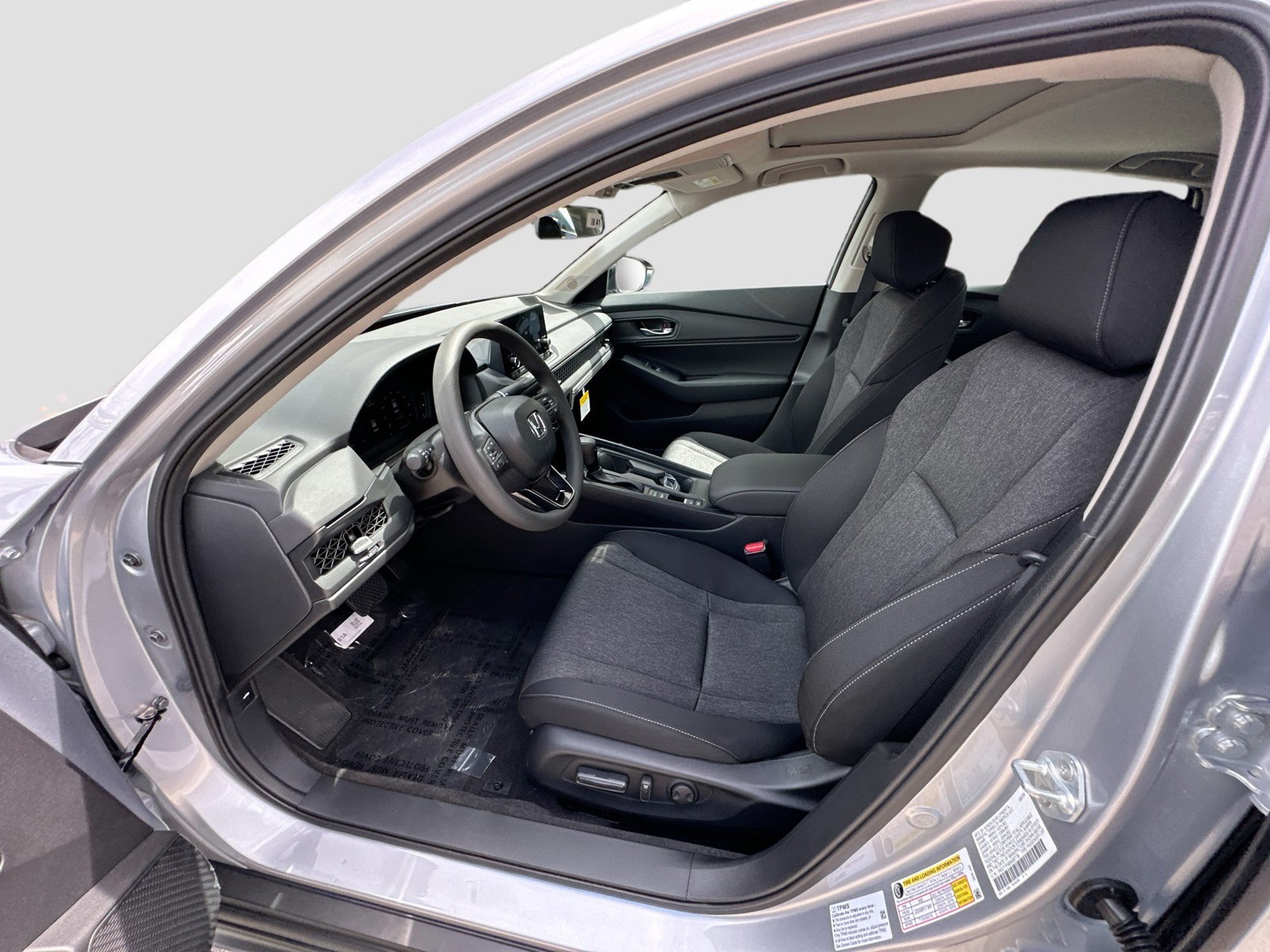 2025 Honda Accord Sedan - Photo 15