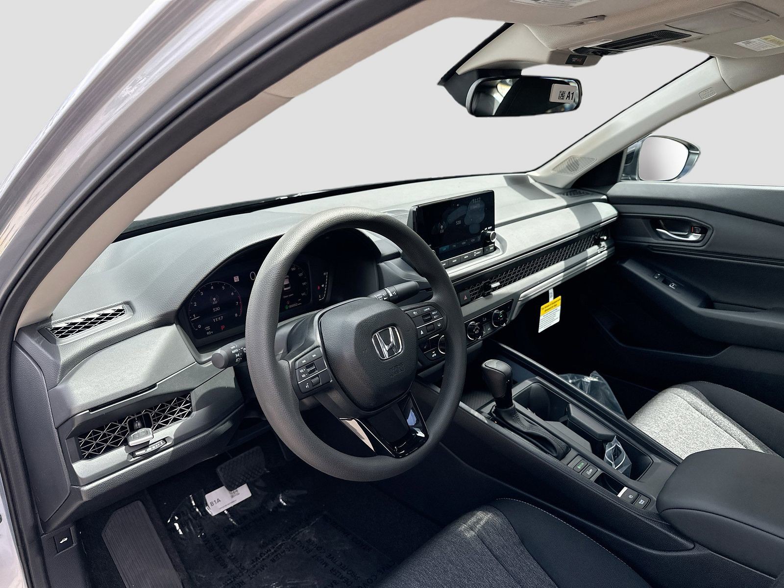2025 Honda Accord Sedan - Photo 8