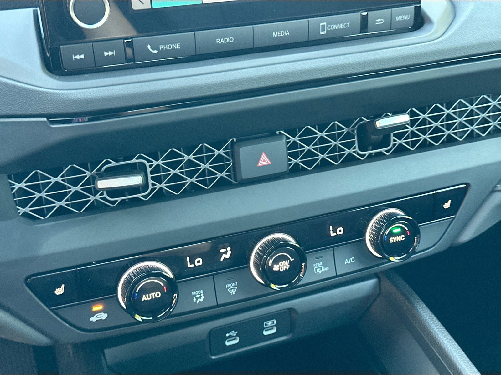 2025 Honda Accord Sedan - Photo 12
