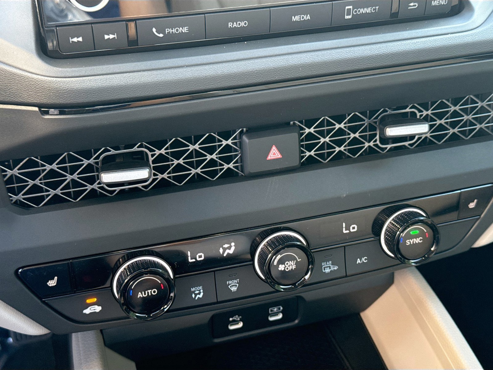 2025 Honda Accord Sedan - Photo 12
