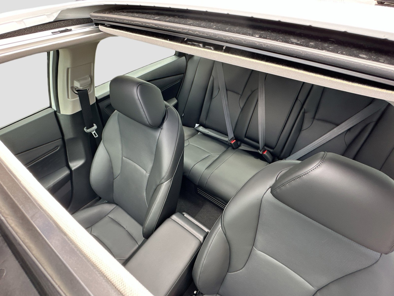 2025 Honda Accord Hybrid - Photo 14