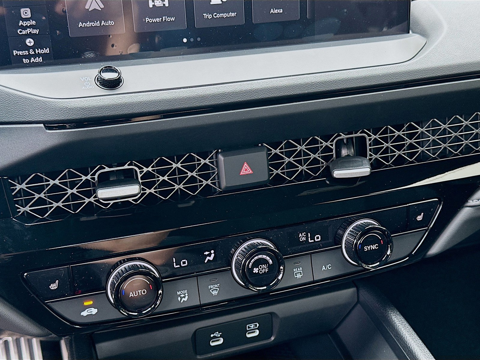 2025 Honda Accord Hybrid - Photo 12