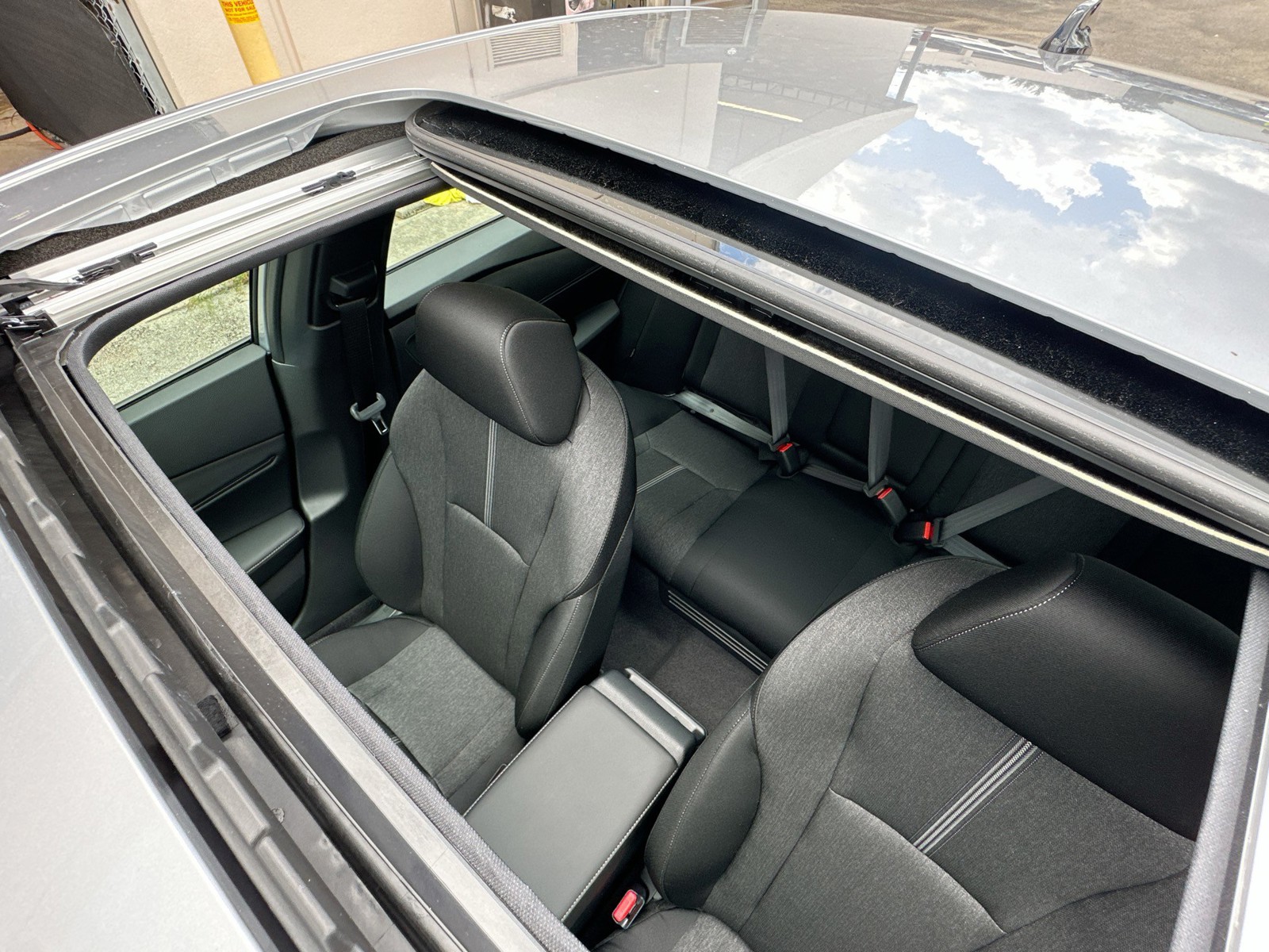 2025 Honda Accord Hybrid - Photo 14
