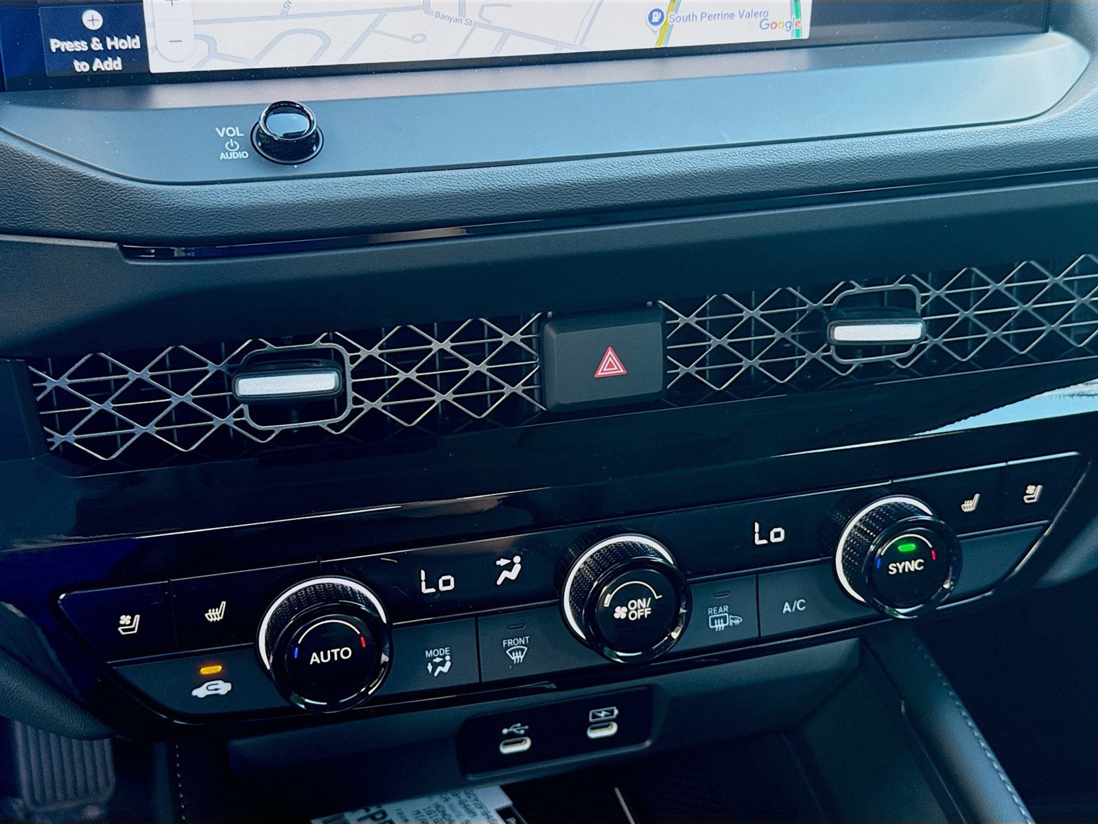 2025 Honda Accord Hybrid - Photo 13