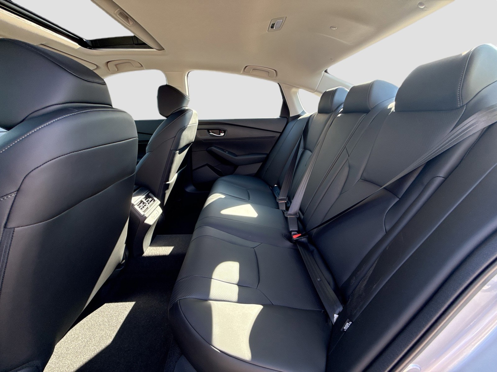 2025 Honda Accord Hybrid - Photo 19