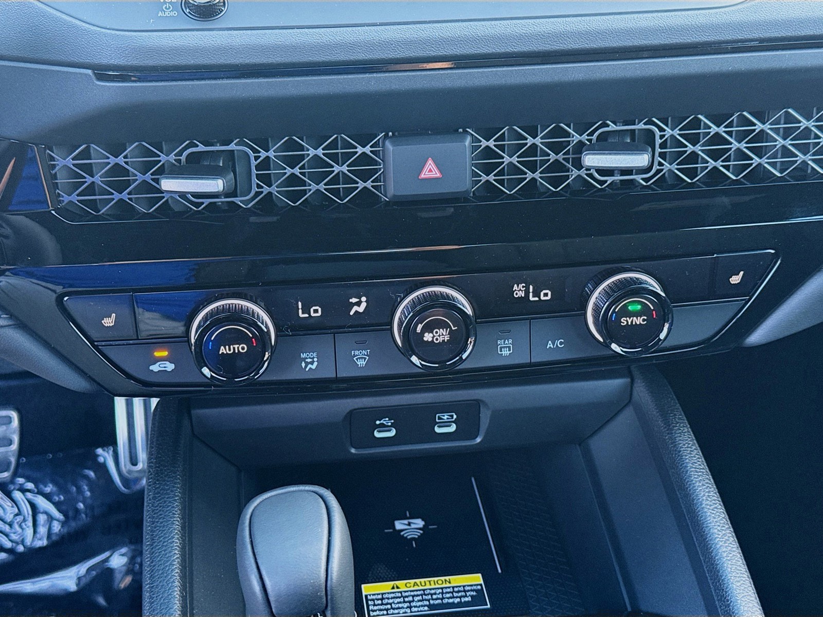 2025 Honda Accord Hybrid - Photo 14