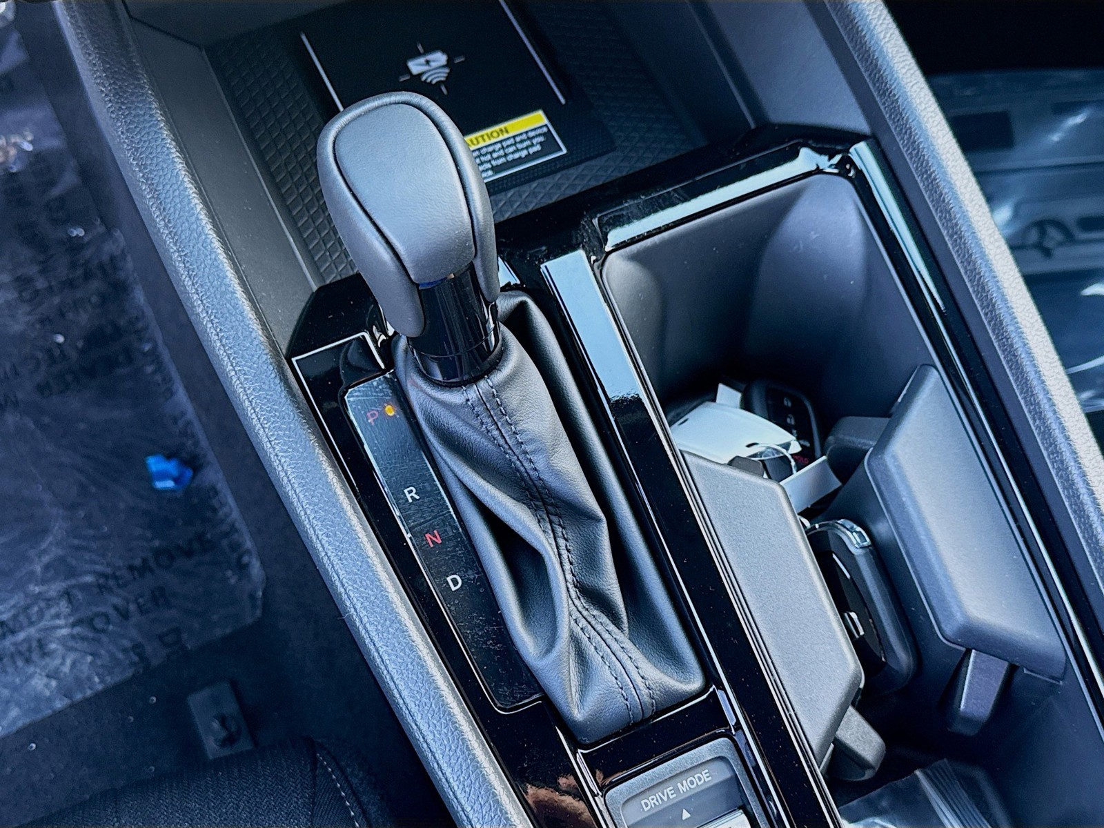 2025 Honda Accord Hybrid - Photo 15
