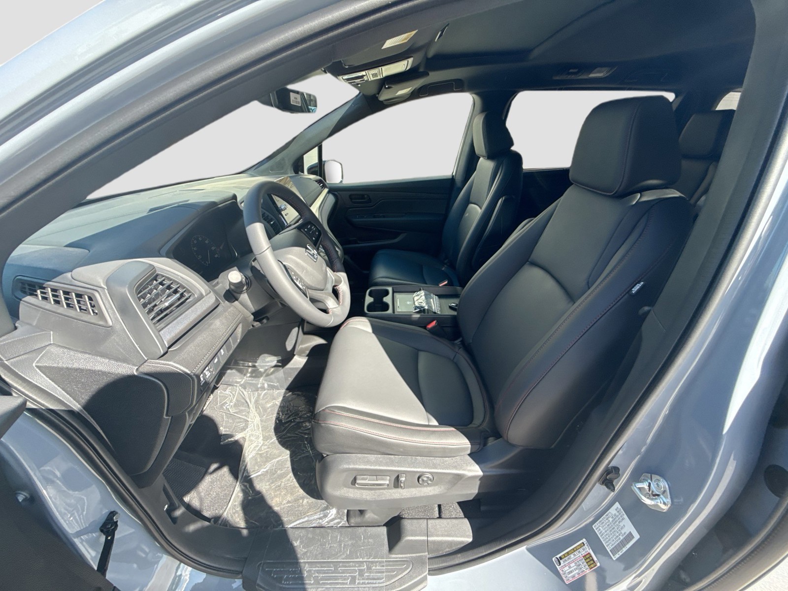2026 Honda Odyssey - Photo 15