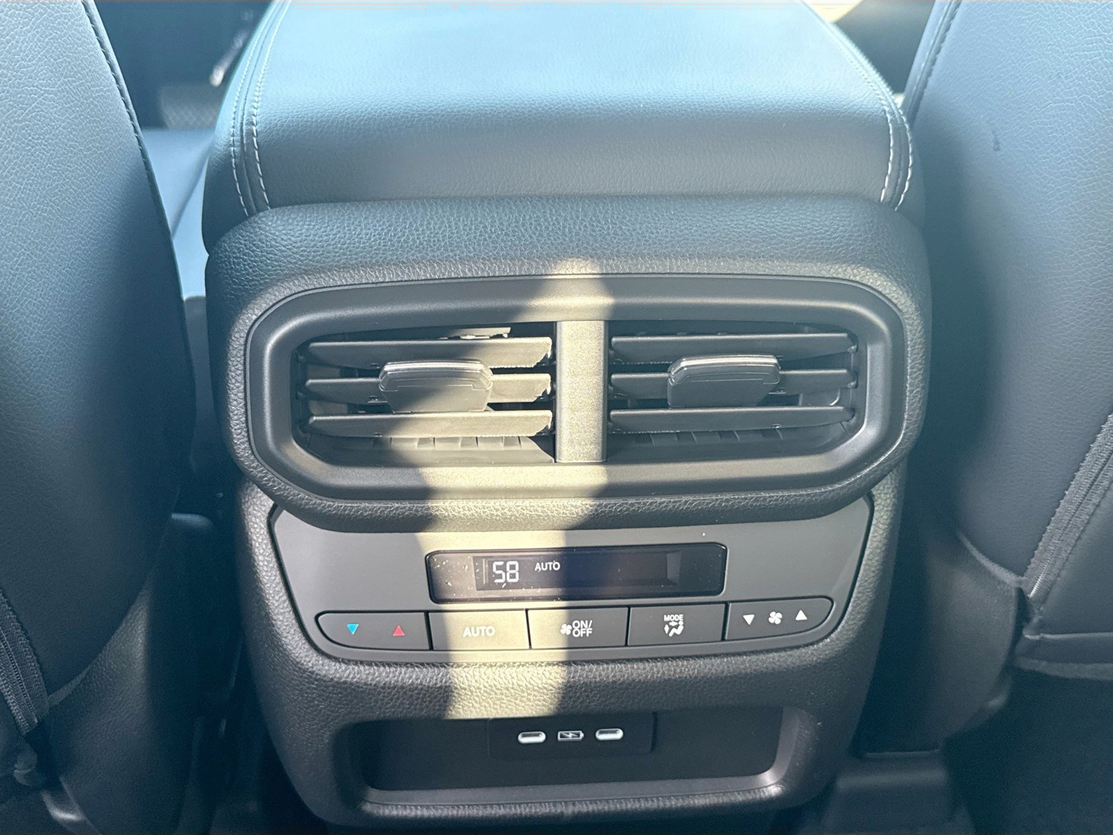 2025 Honda Pilot - Photo 19