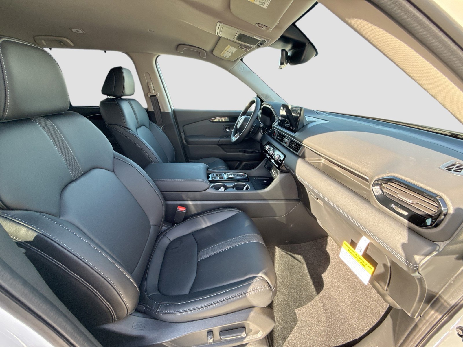 2025 Honda Pilot - Photo 23