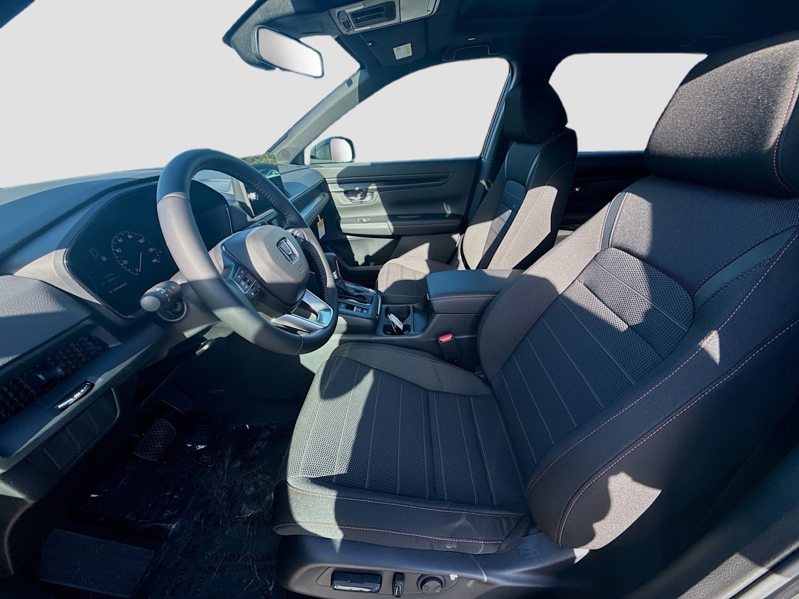 2026 Honda CR-V Hybrid - Photo 17
