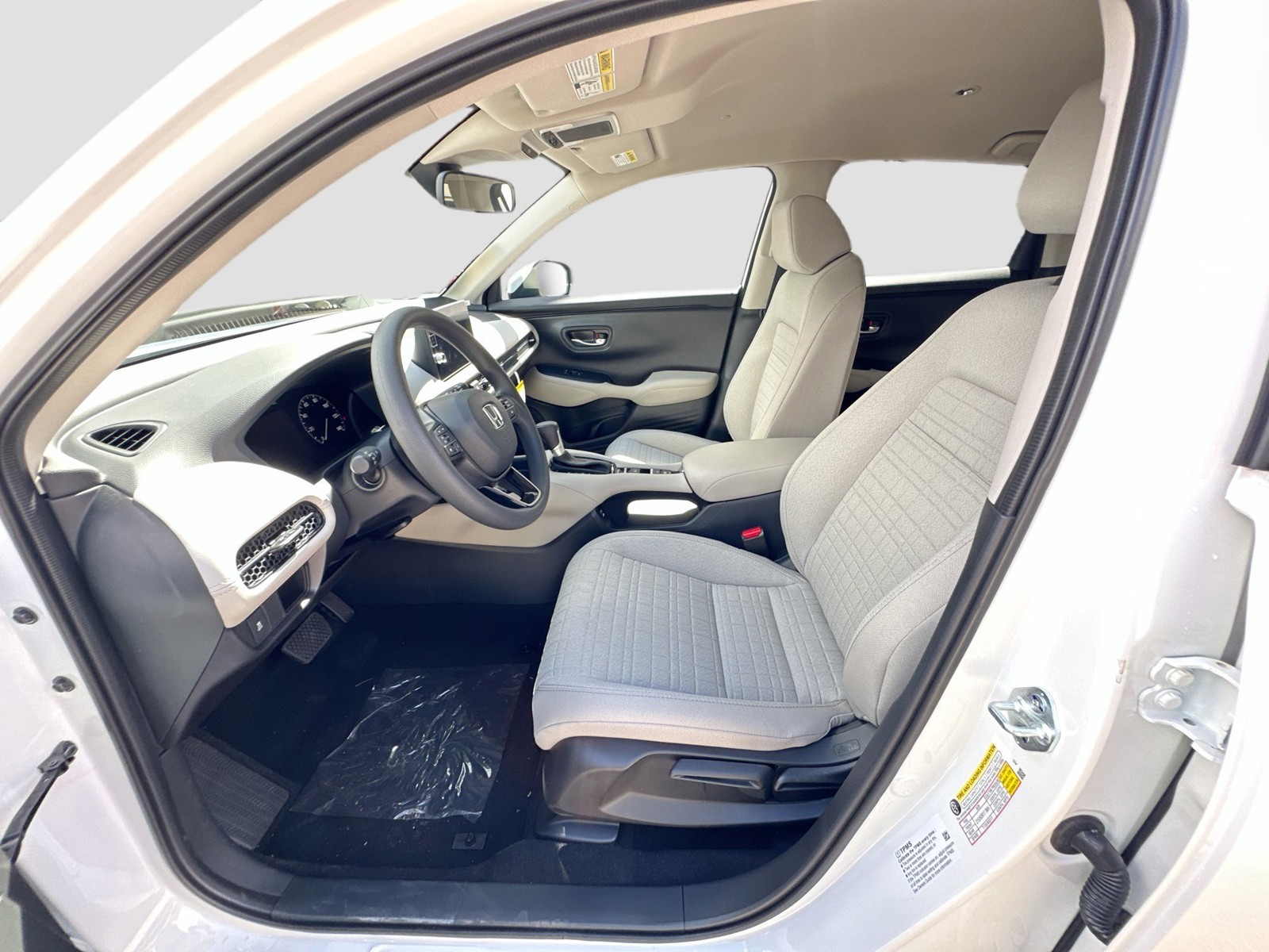2026 Honda HR-V - Photo 14