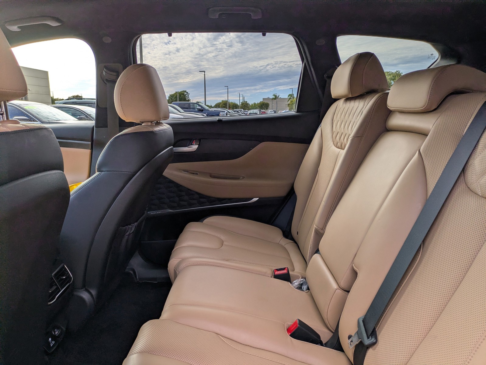 2023 Hyundai Santa Fe - Photo 15