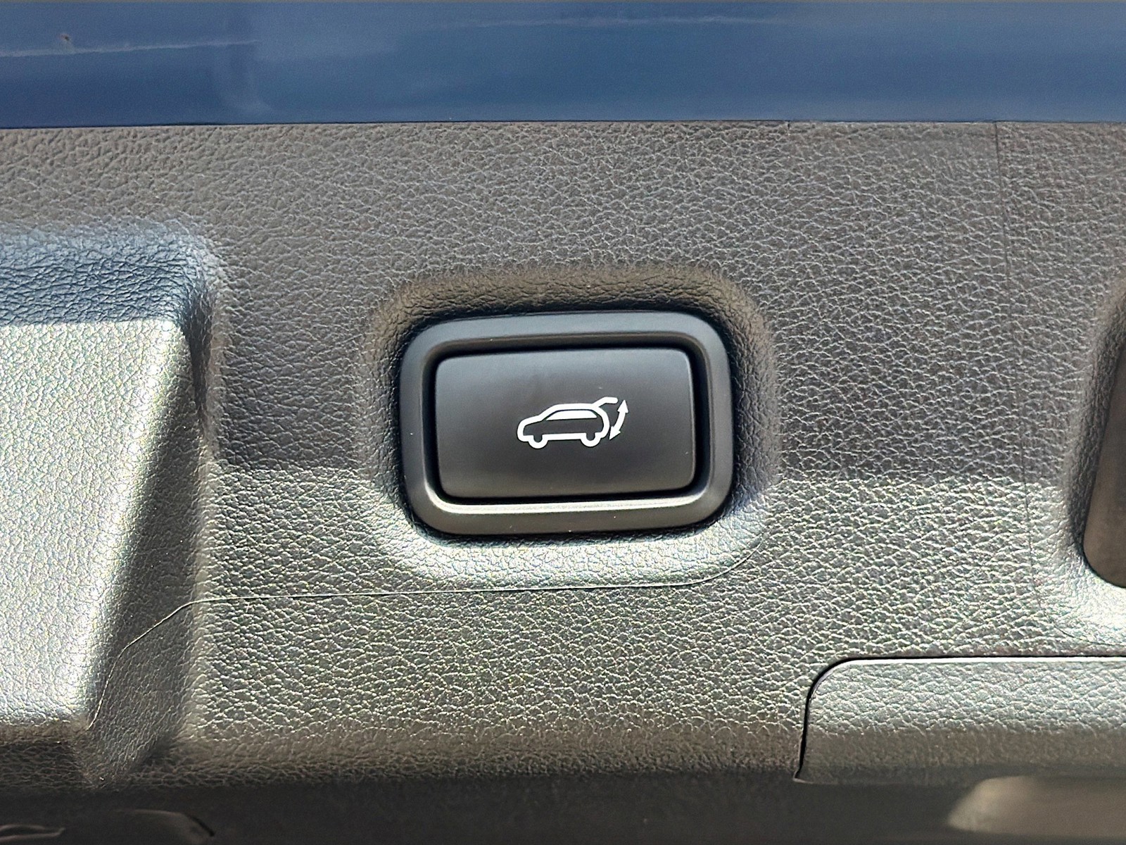 2022 Hyundai Santa Fe - Photo 12