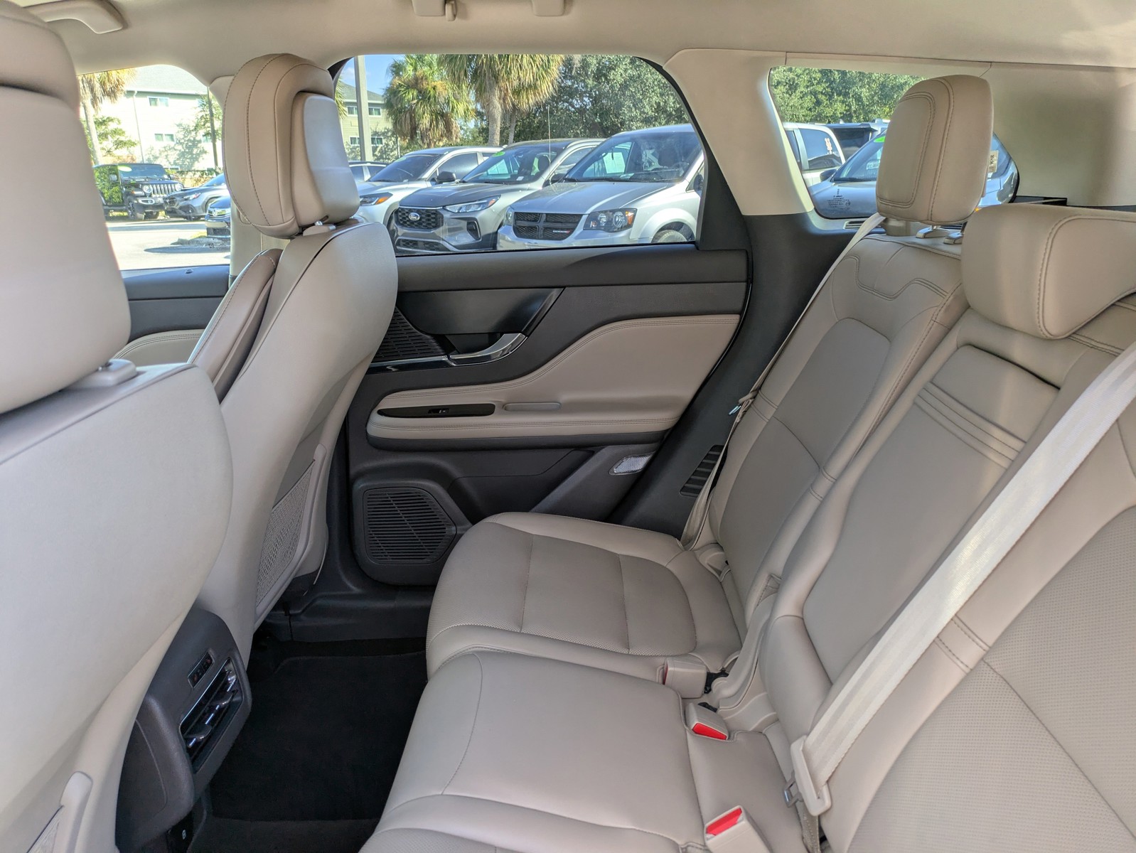 2020 Lincoln Corsair - Photo 15