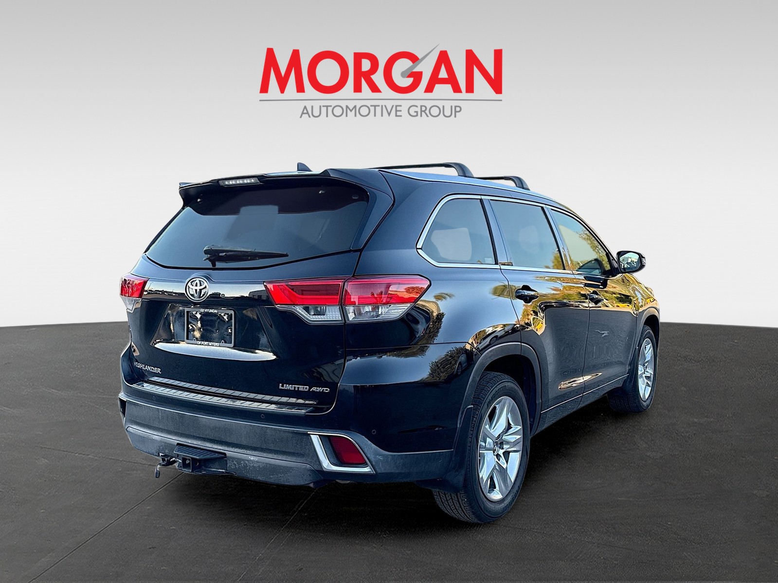 2019 Toyota Highlander - Photo 4