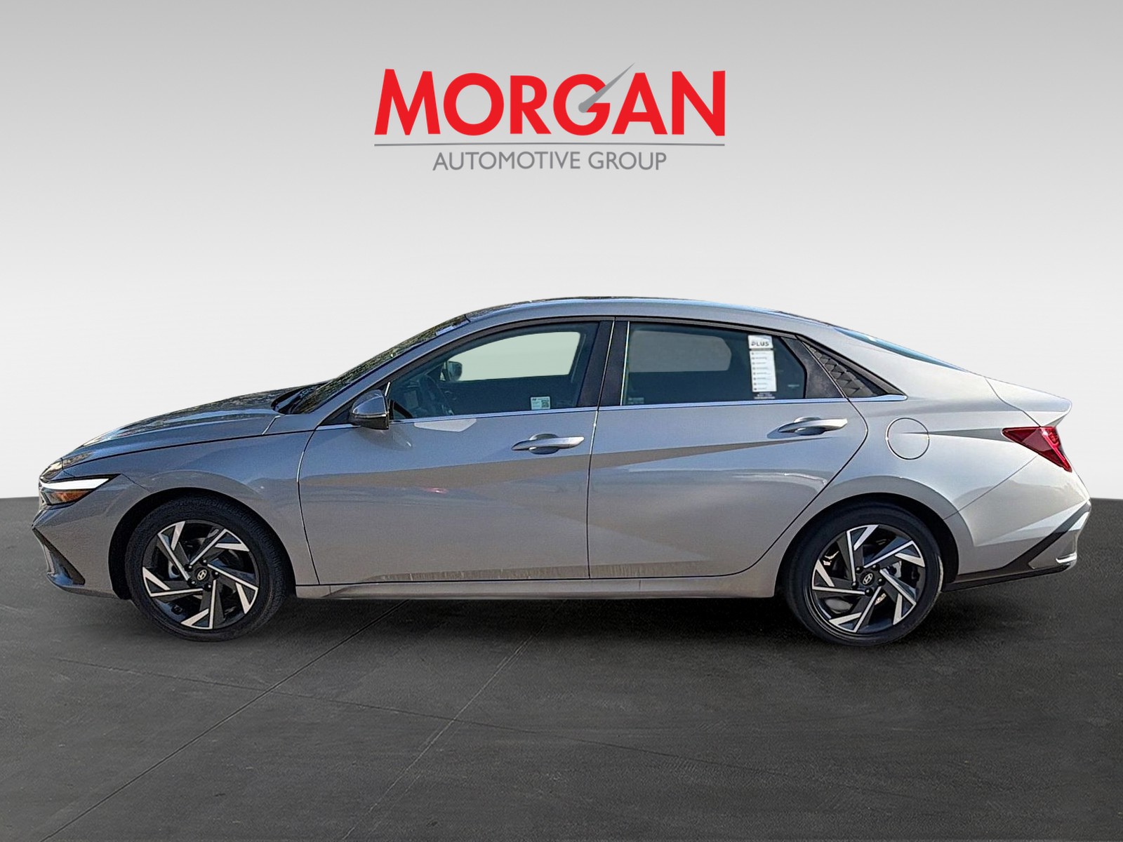 2025 Hyundai Elantra Hybrid - Photo 8