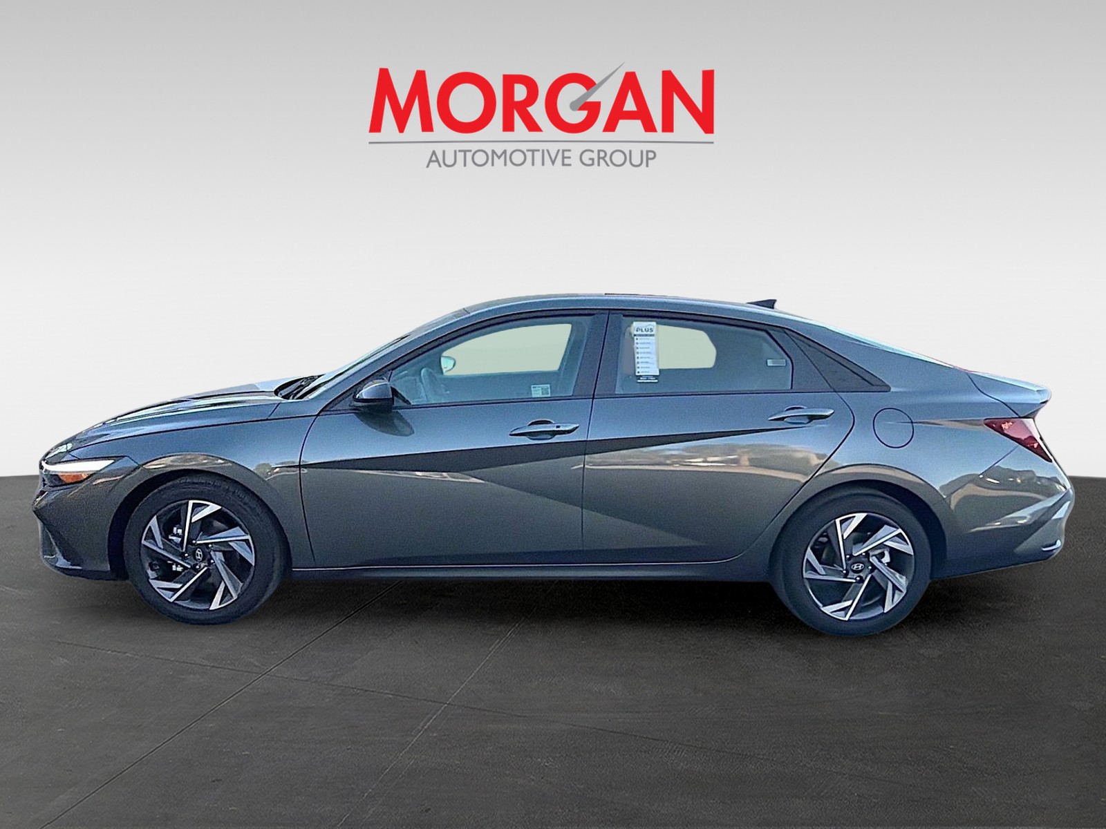 2025 Hyundai Elantra - Photo 8