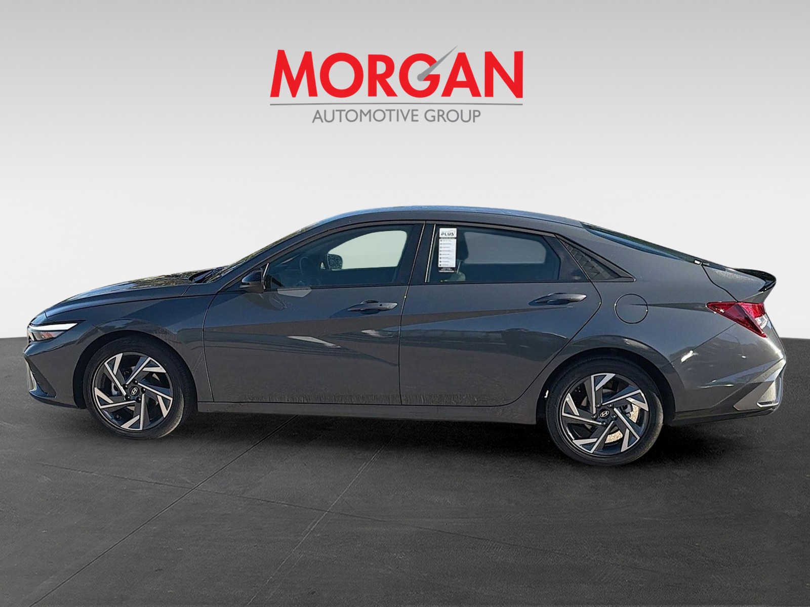 2025 Hyundai Elantra - Photo 8