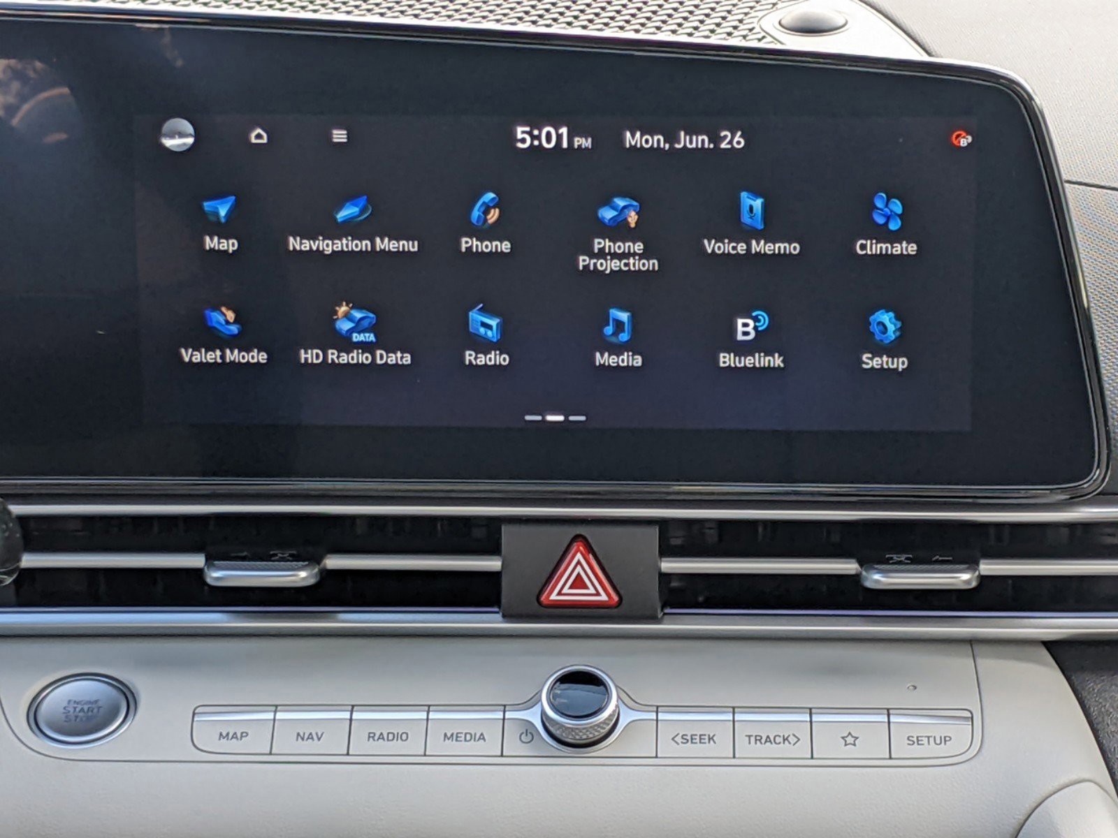 2025 Hyundai ELANTRA - Photo 15
