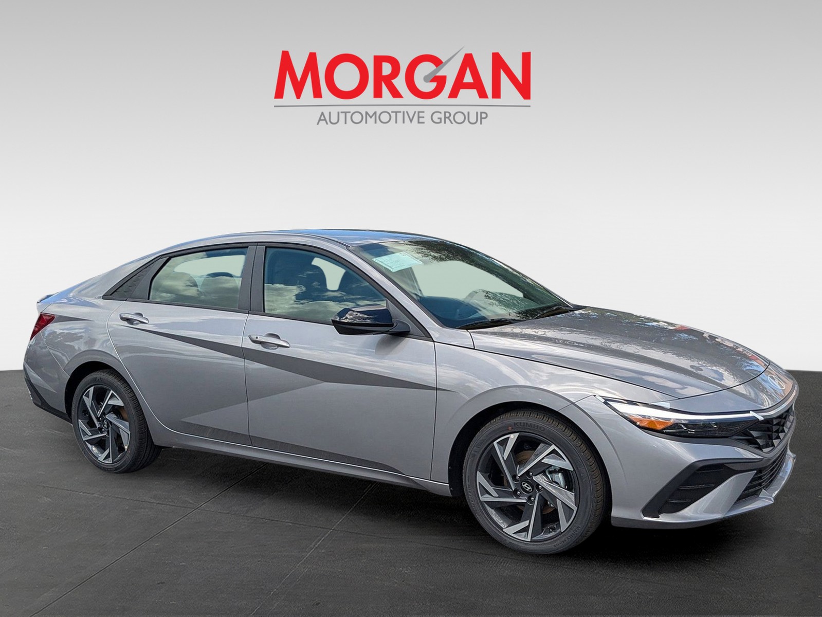 2025 Hyundai ELANTRA - Photo 2