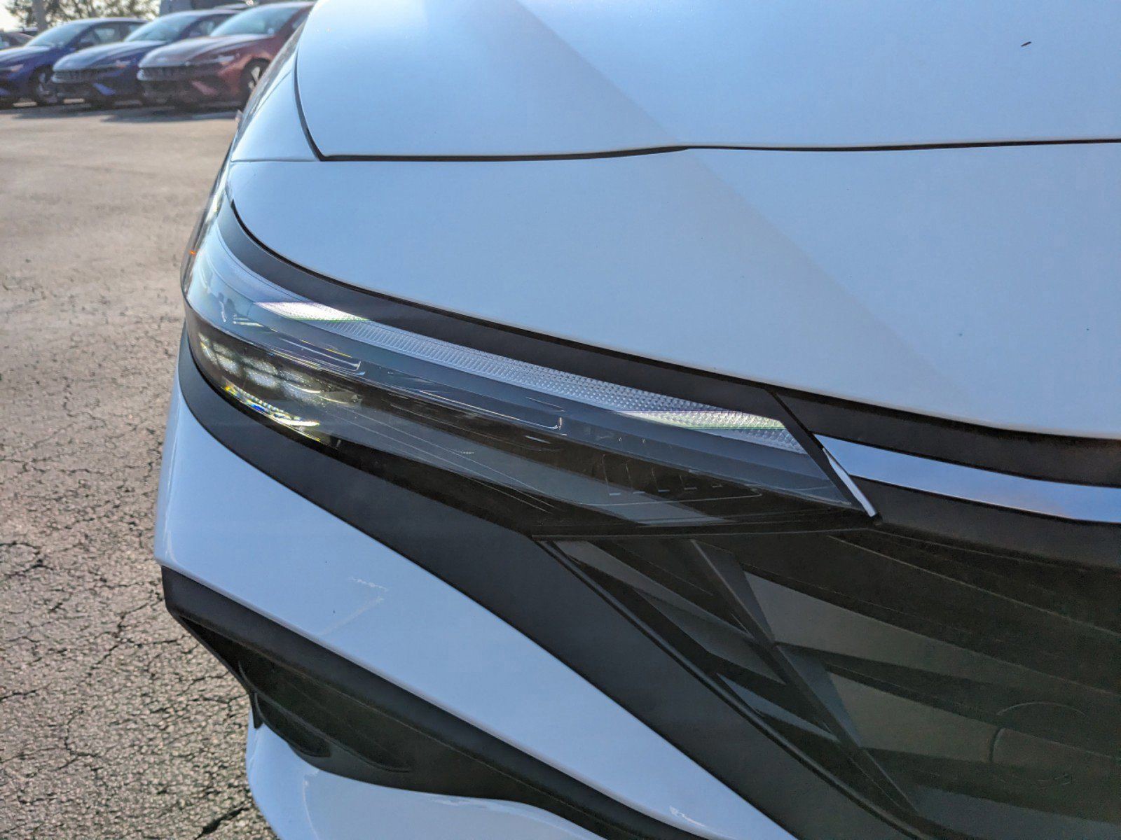 2025 Hyundai ELANTRA - Photo 10
