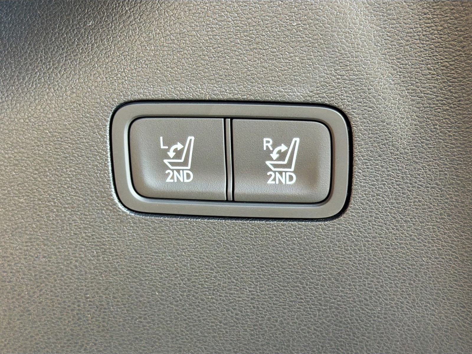 2026 Hyundai SANTA FE HYBRID - Photo 13