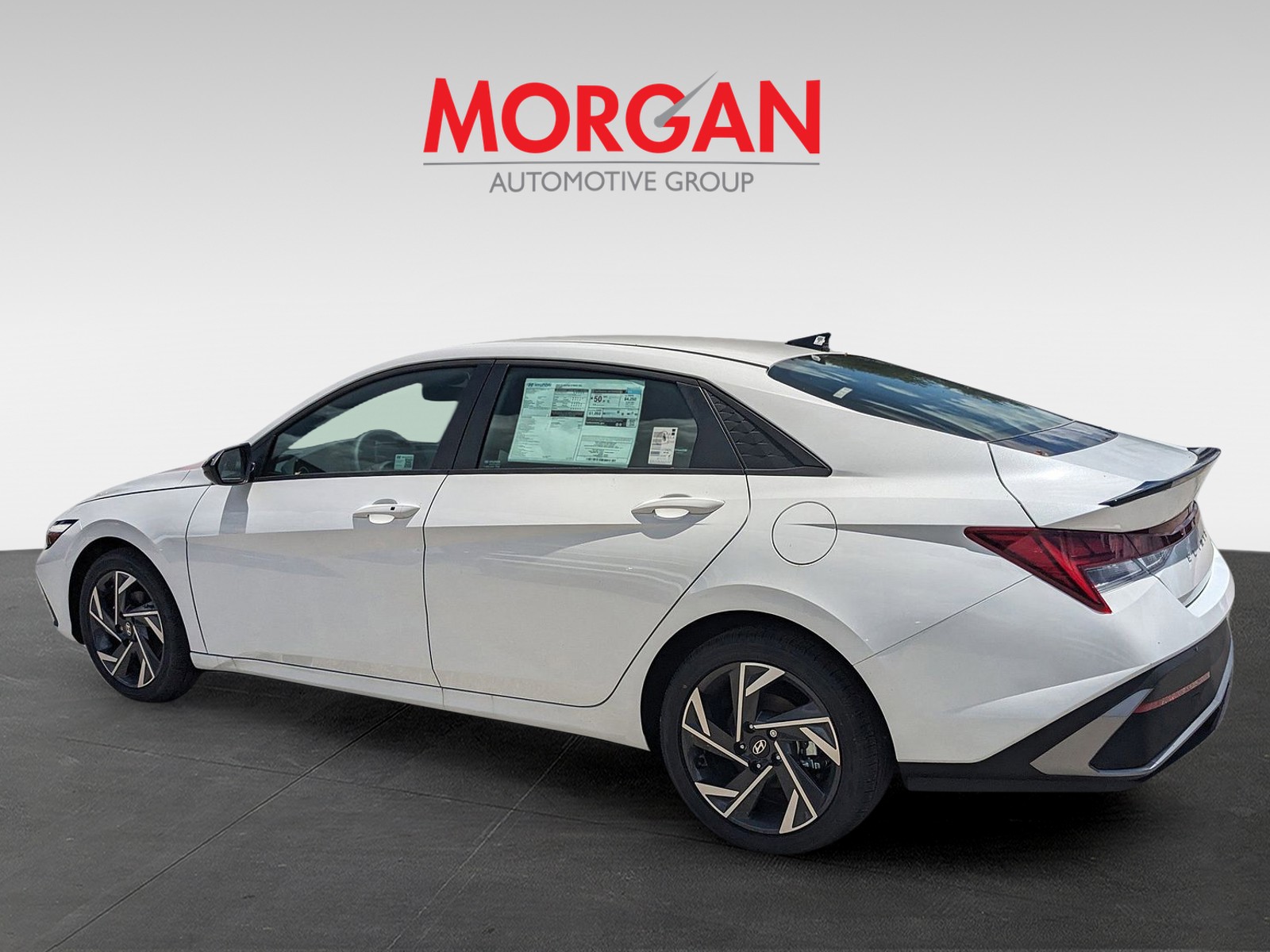 2025 Hyundai ELANTRA HYBRID - Photo 6