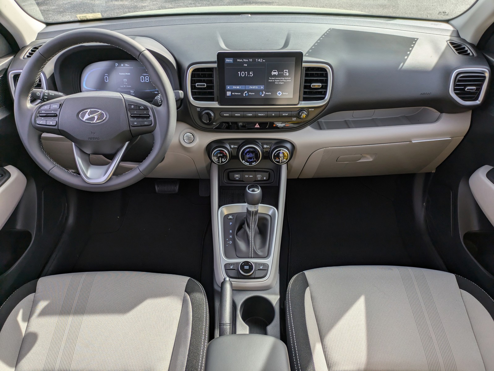 2026 Hyundai VENUE - Photo 15