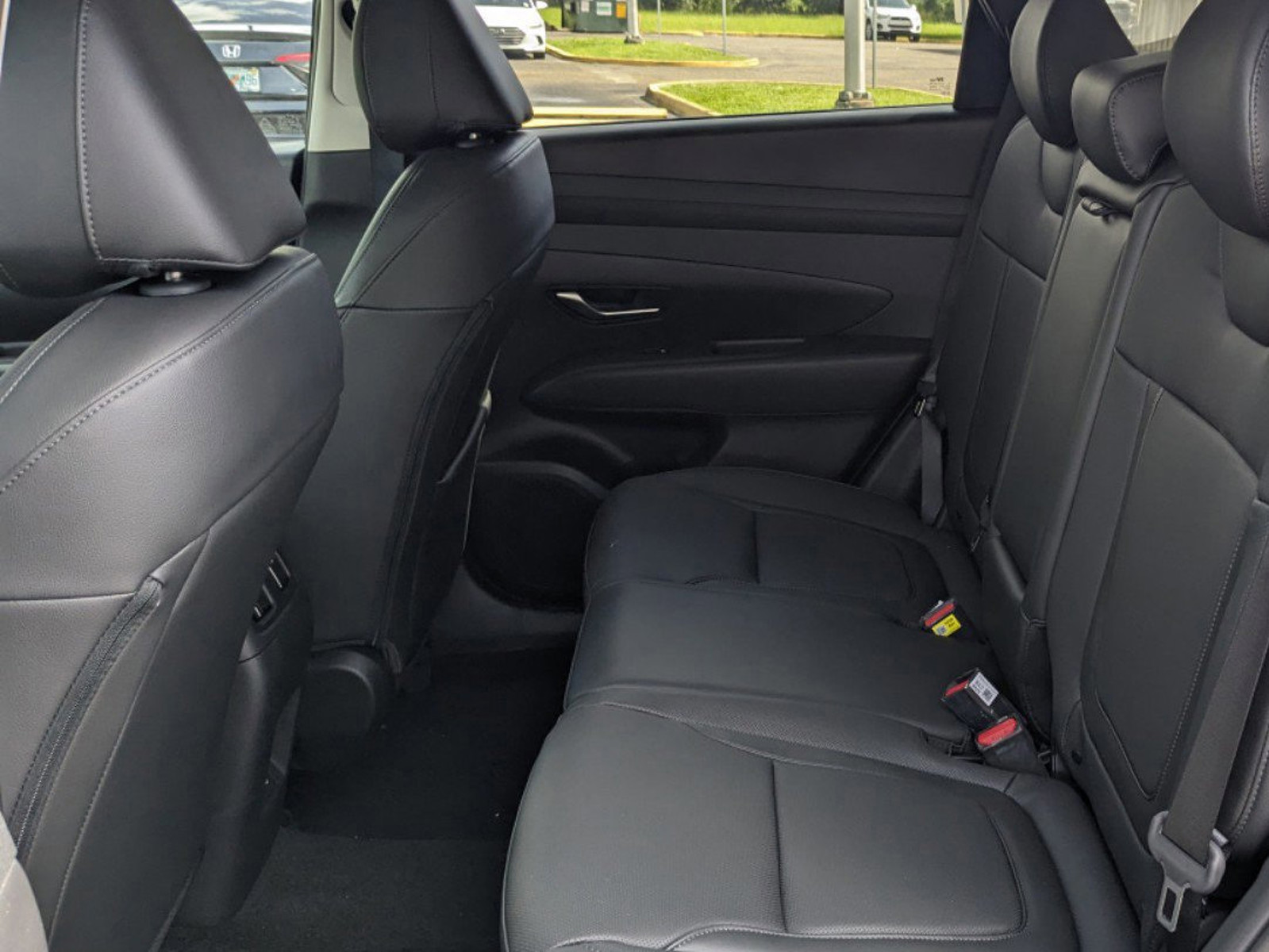2025 Hyundai TUCSON - Photo 15