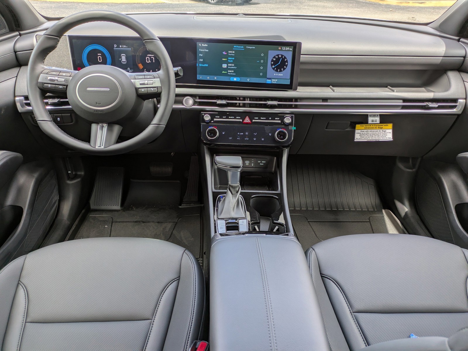 2025 Hyundai TUCSON - Photo 12