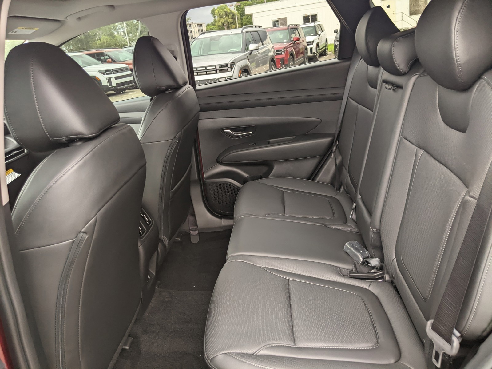 2025 Hyundai TUCSON - Photo 14
