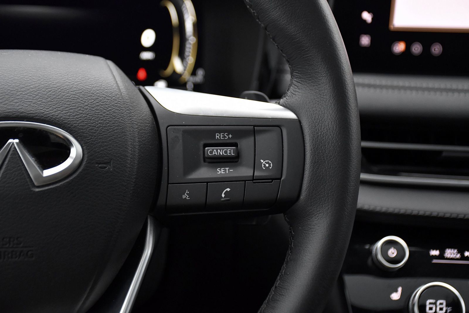 2026 INFINITI QX60 - Photo 9