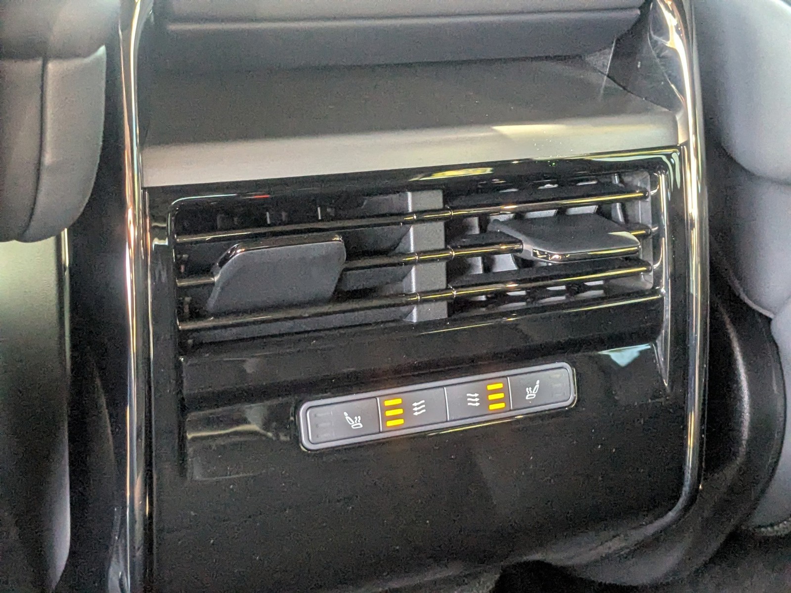2025 Land Rover Range Rover Sport Plug-in Hybrid - Photo 13
