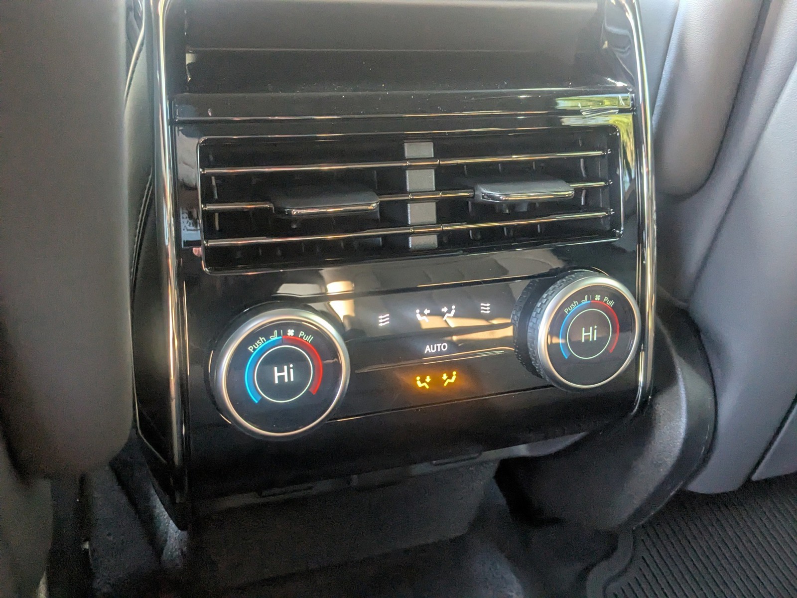 2026 Land Rover Range Rover Sport Plug-in Hybrid - Photo 13