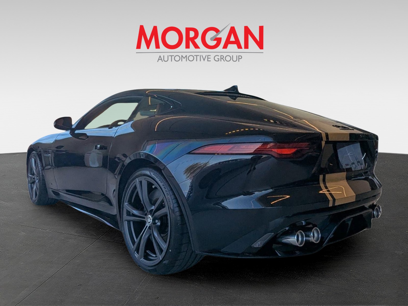 2024 Jaguar F-TYPE - Photo 5