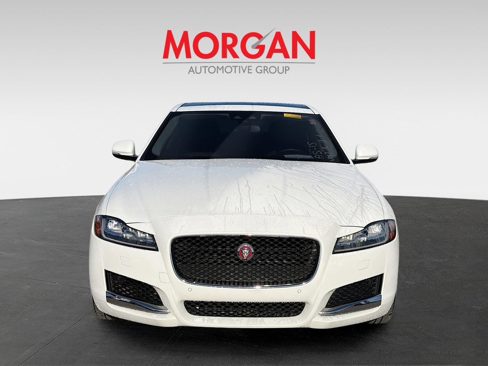 2018 Jaguar XF - Photo 3
