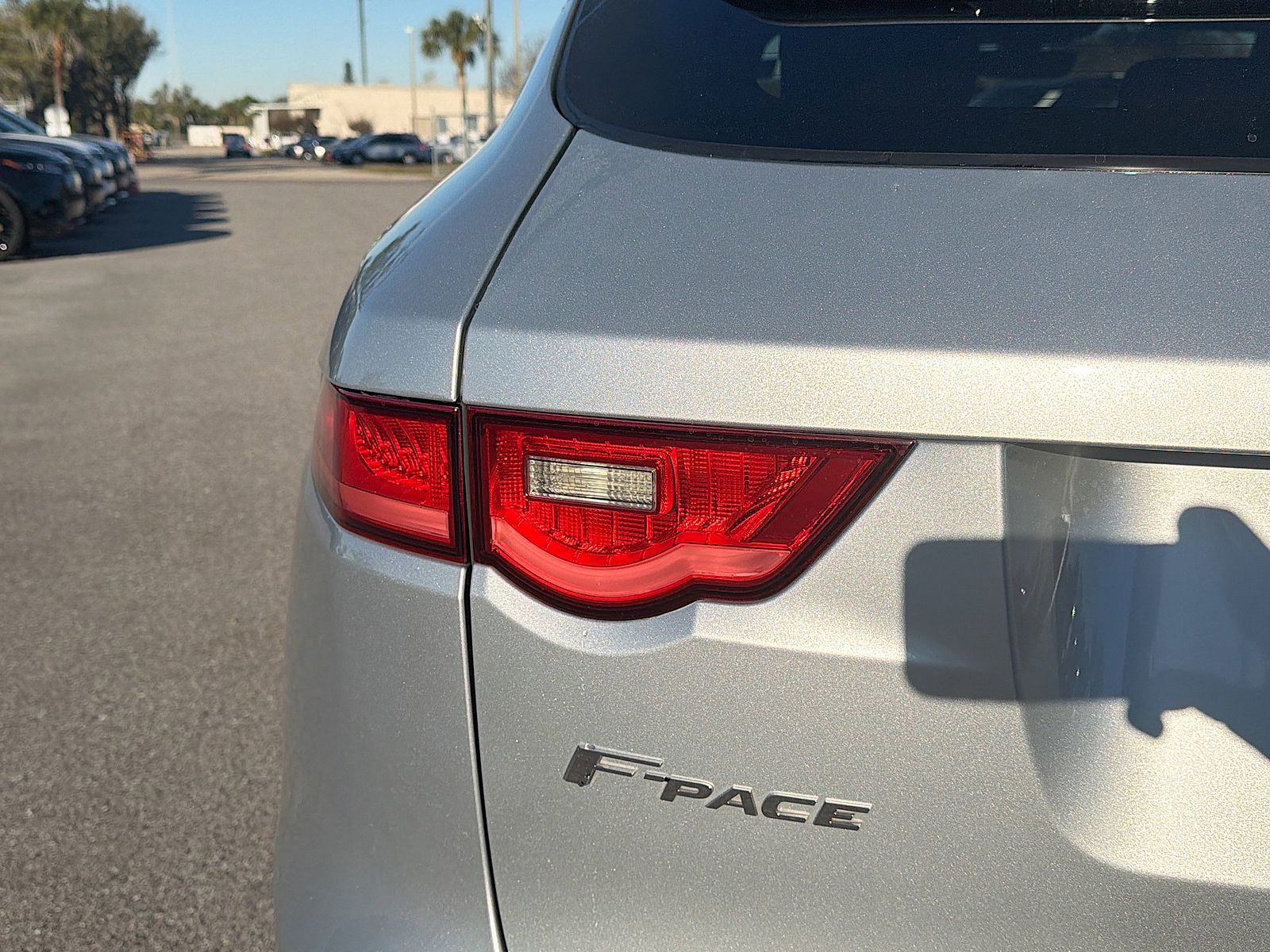 2019 Jaguar F-PACE - Photo 10