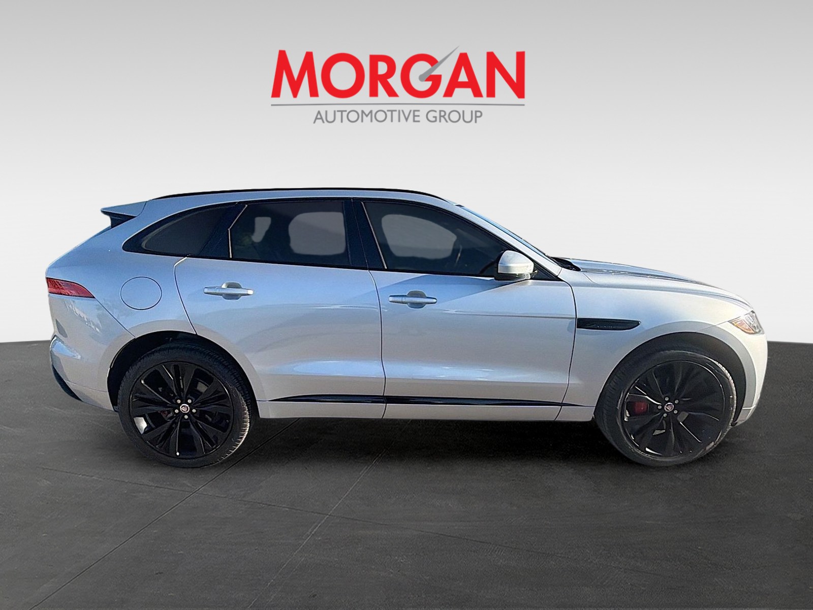 2019 Jaguar F-PACE - Photo 8